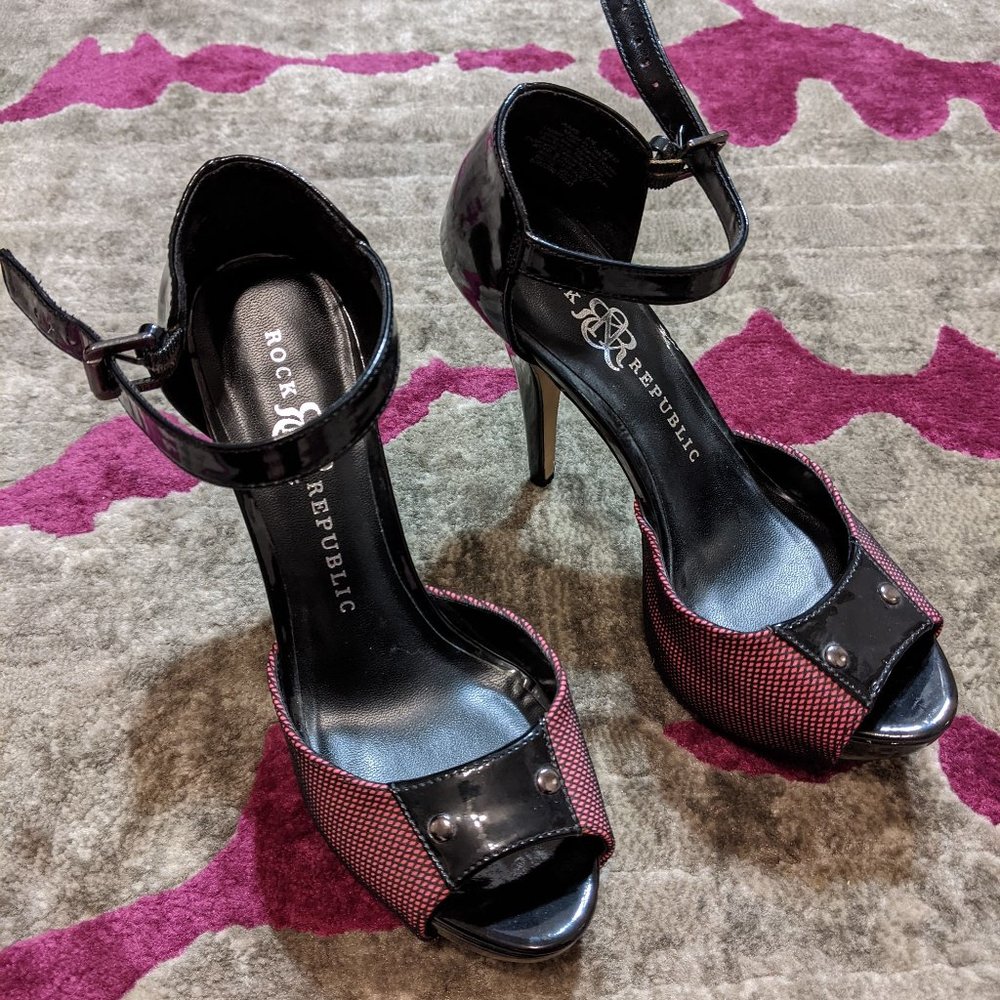 Rock & Republic Fishnet Heels Size 6.5